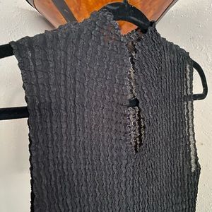 Unknown name black stretchy textured sleeveless top